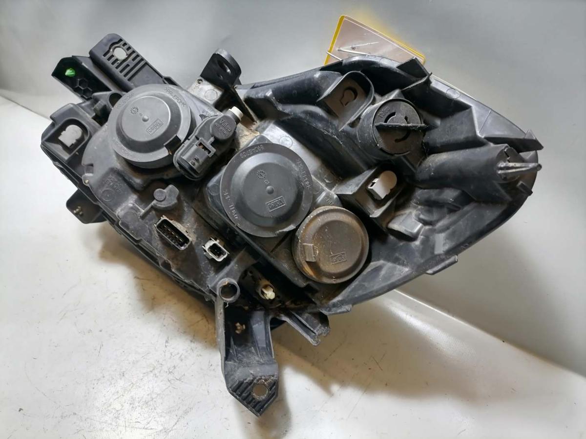 Renault Clio 3 original Scheinwerfer vorn rechts Halogen Facelift Bj.2009